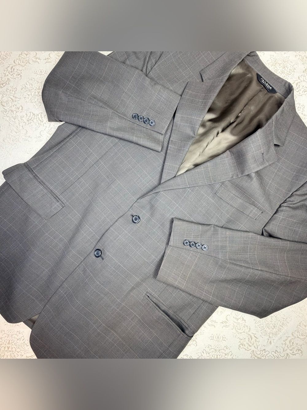 Jos. A. Bank Brown Plaid Two-Button Blazer, Suit Jacket, Wool, 48L, Mexico